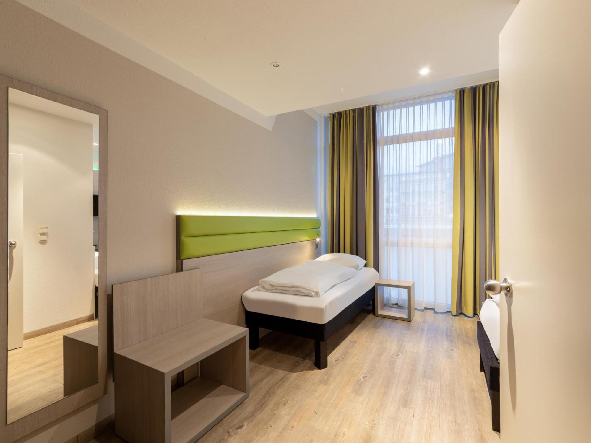 B&B Hotel Bochum Hbf-Nord מראה חיצוני תמונה